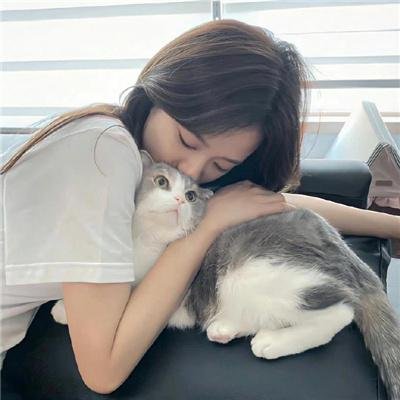 阿鹦爱说笑